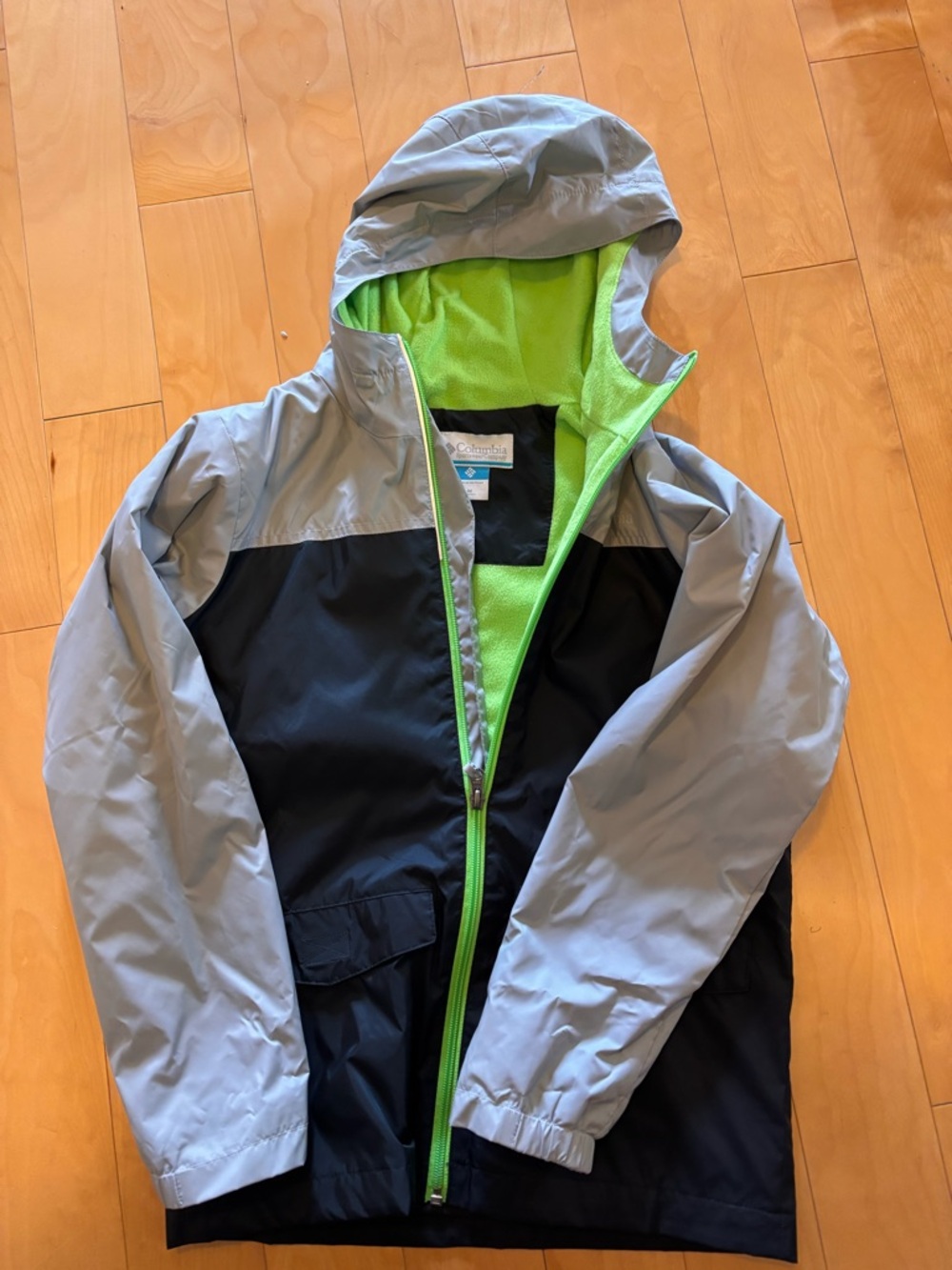 Columbia Hooded kids jacket in Gray, Black & Neon Green